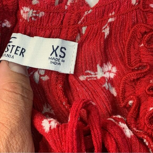 HOLLISTER Ruffled Strap Tank Top - Picture 5 of 7